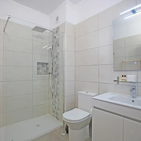 A21 - Da Rocha Step Apartment *